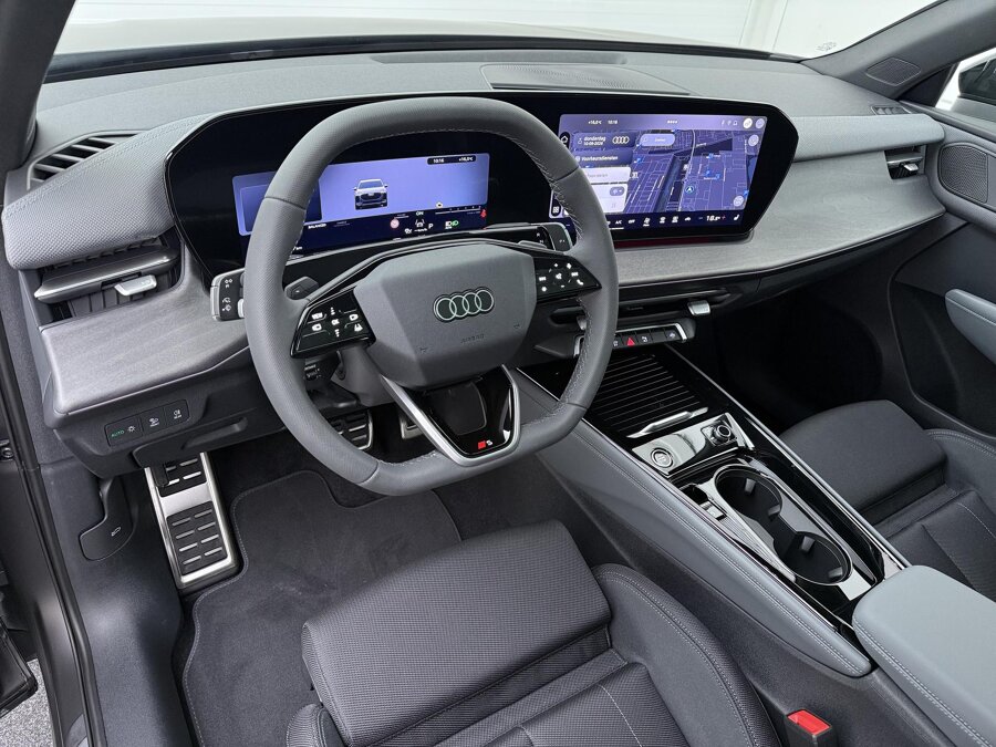 Audi Q3 S edition 1.5 e-hybrid 200 kW / 272 PK