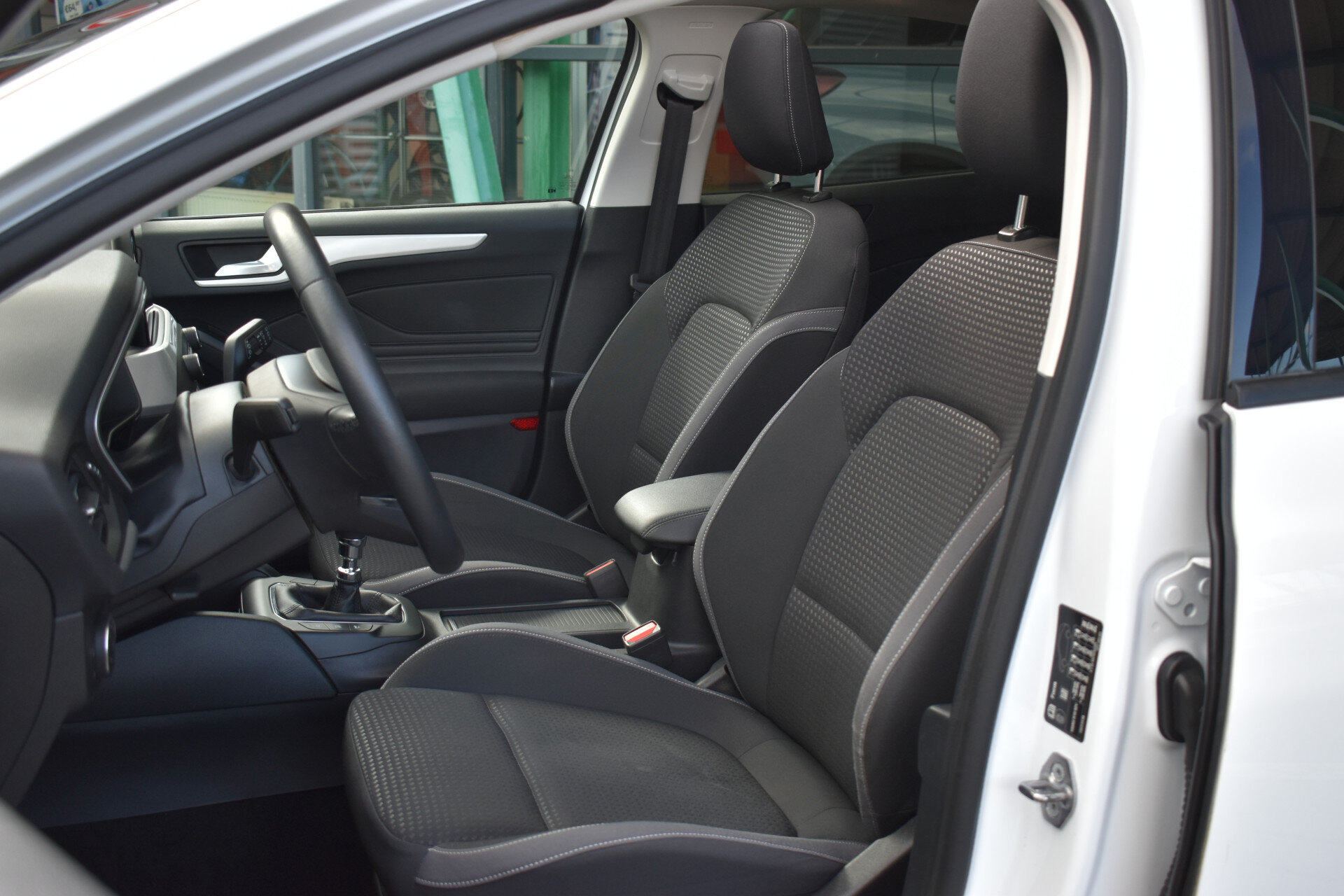 Ford Focus 1.0 EcoBoost Trend Edition Business - Afbeelding 2