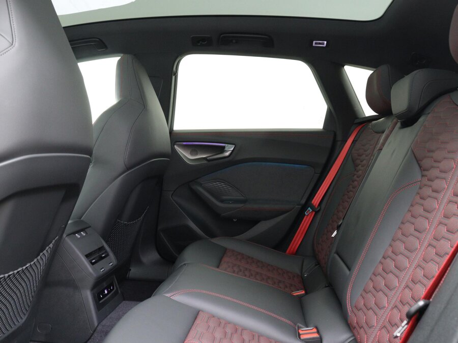 Audi RS5 Avant e-hybrid 639PK Quattro