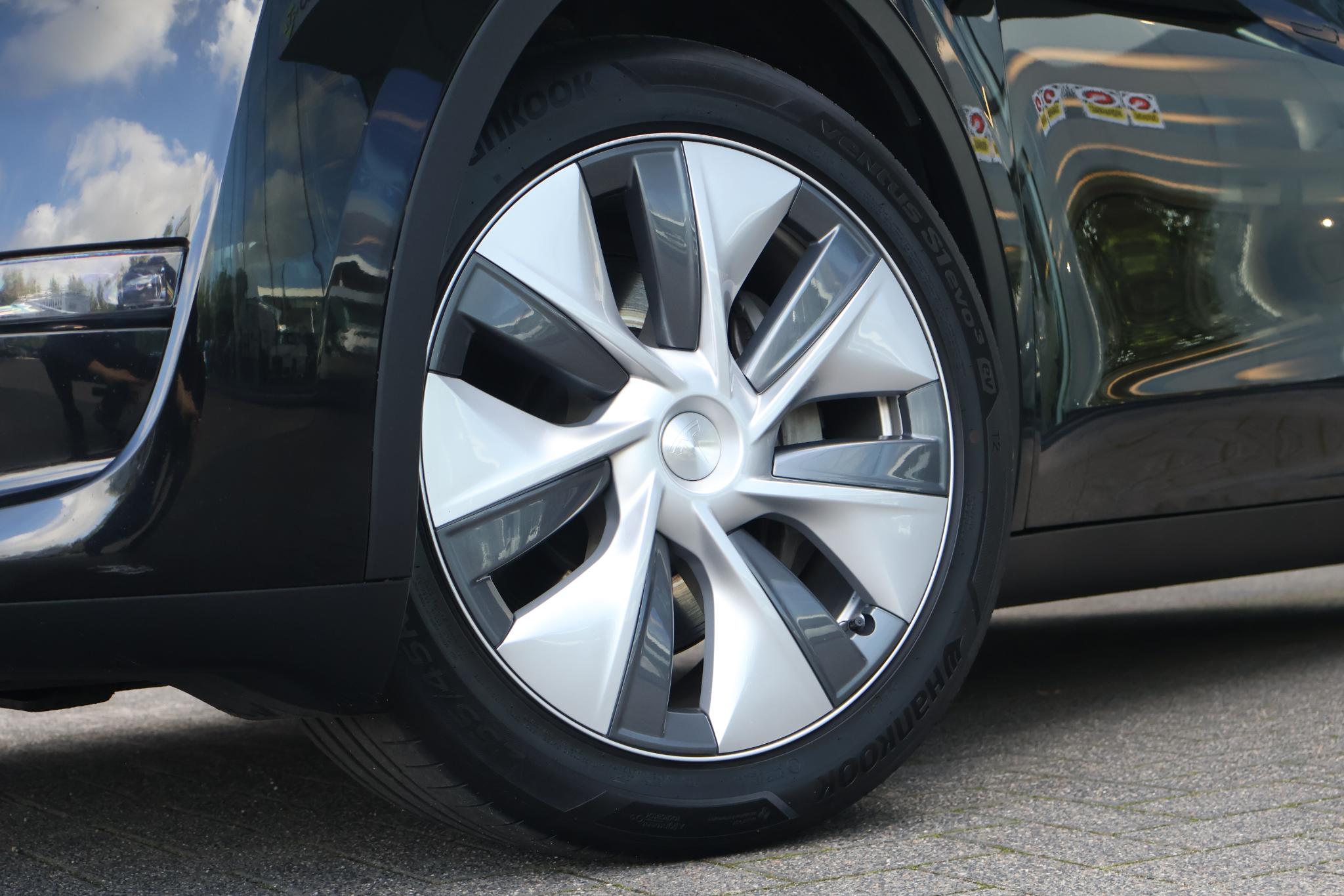 Tesla Model Y Long Range AWD 75 kWh - Afbeelding 4