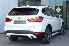 BMW X1 sDrive20i High Executive - Afbeelding 2