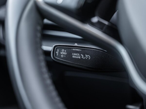 cruise control adaptief met Stop&Go en stuurhulp cruise control adaptief met Stop&Go en stuurhulp