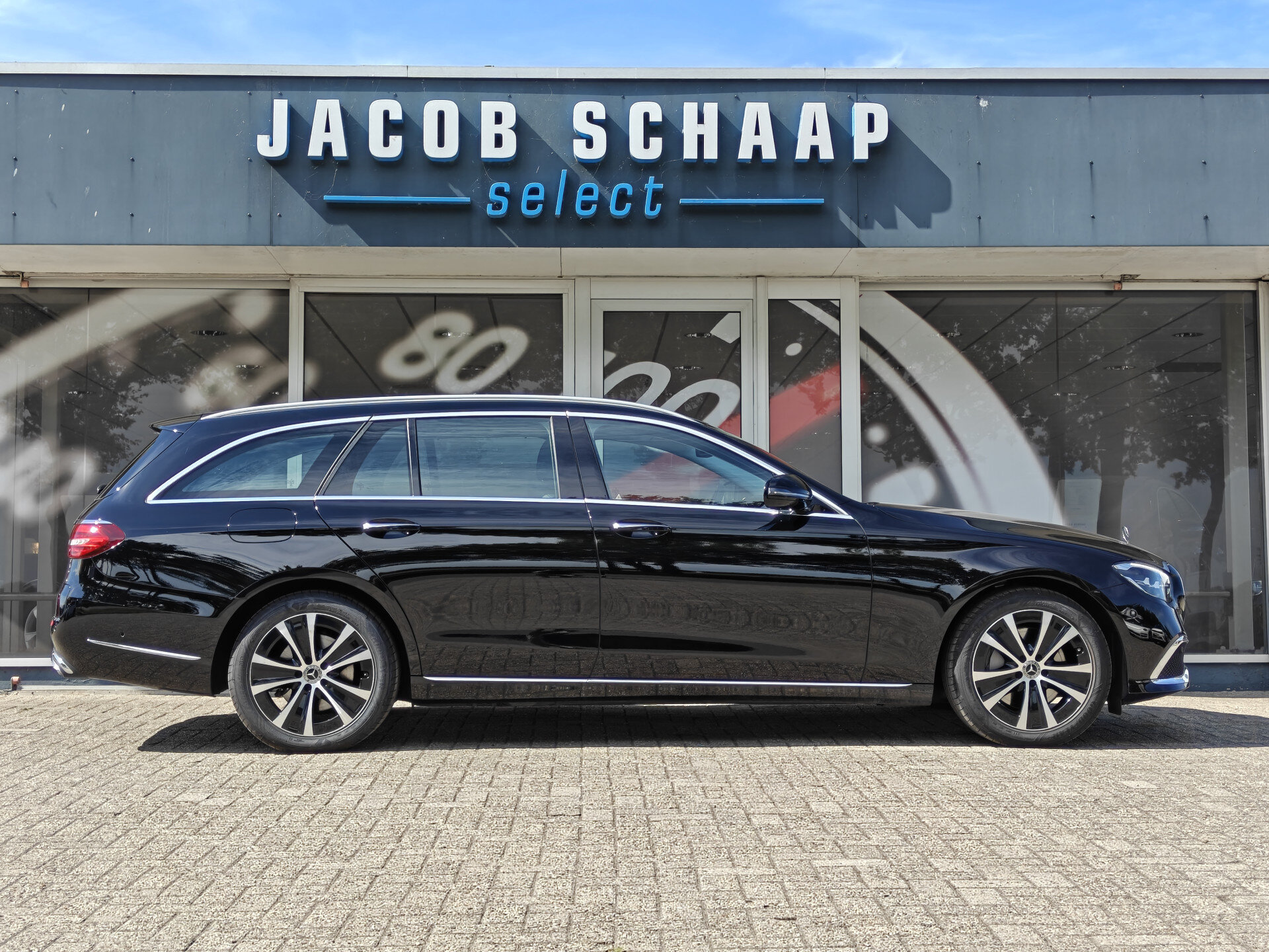 Mercedes-Benz E-Klasse Estate 300e AMG Line - Afbeelding 3
