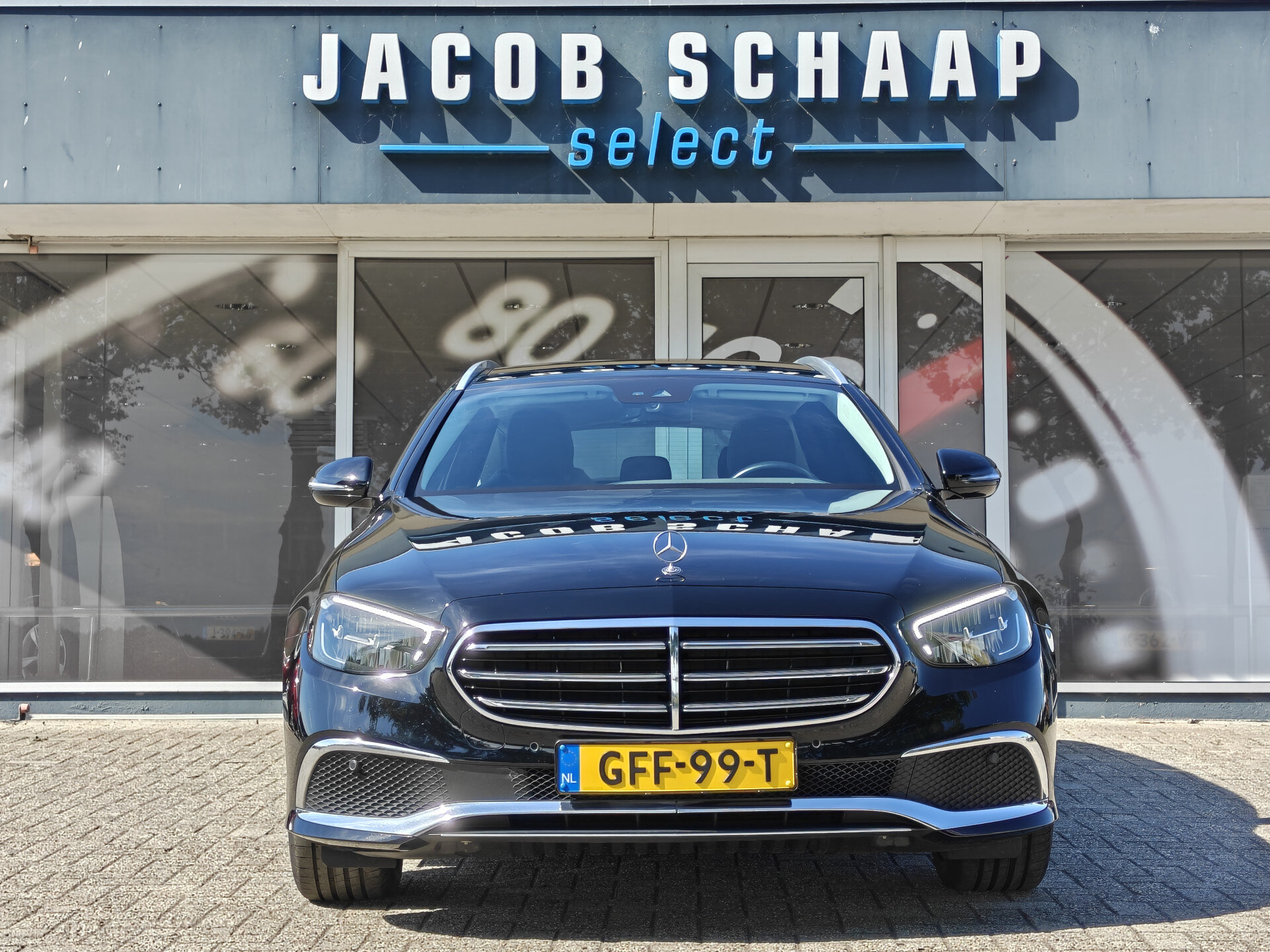 Mercedes-Benz E-Klasse Estate 300e AMG Line - Afbeelding 4