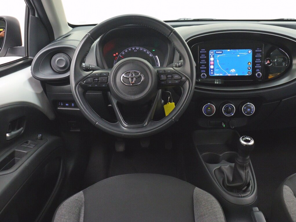 Toyota Aygo X 1.0 VVT-i MT Play | Carplay | All-seasons - Afbeelding 3