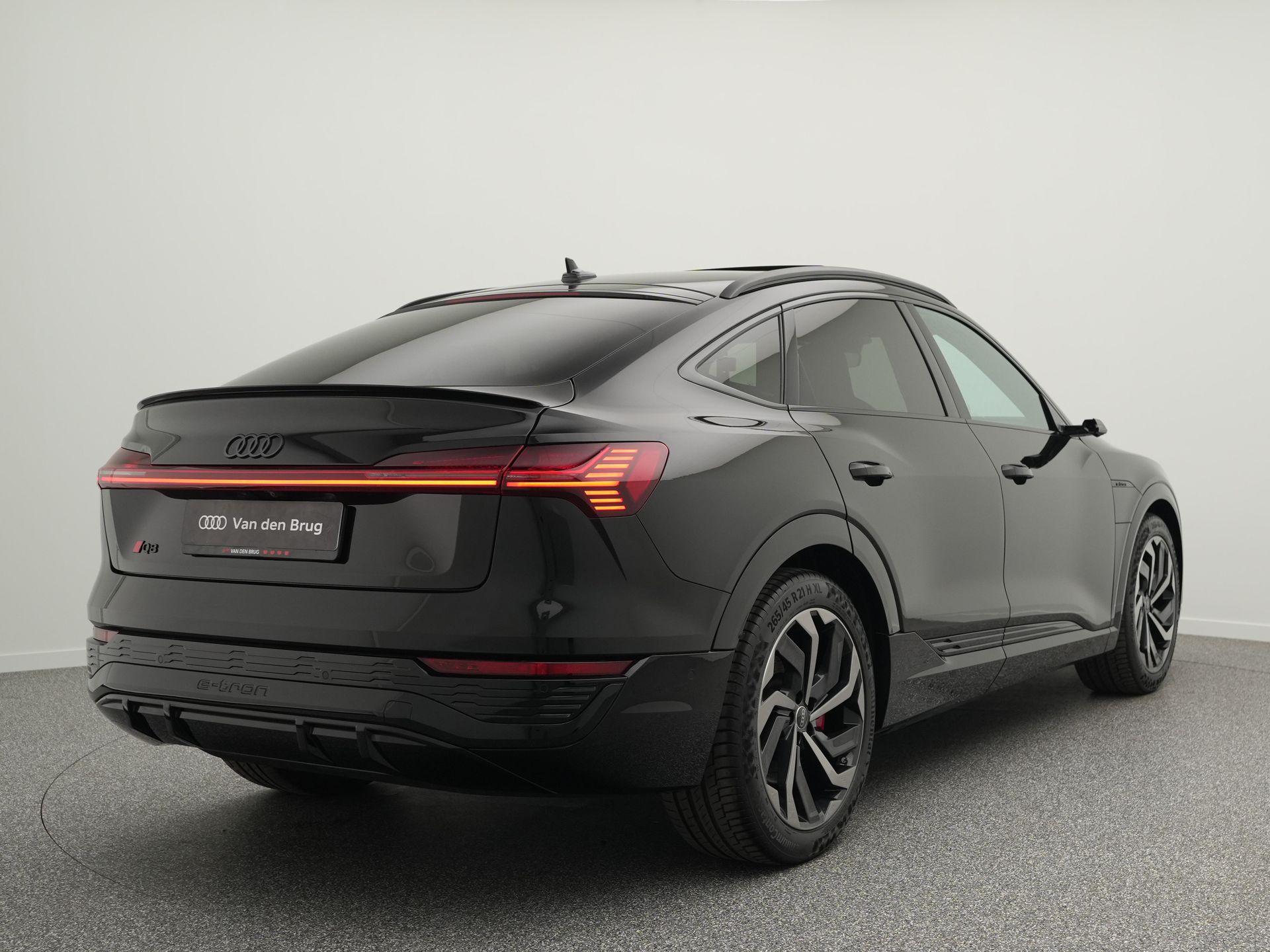 Audi Q8 Sportback e-tron 55 quattro S Edition 408 PK 115 kWh - Afbeelding 3