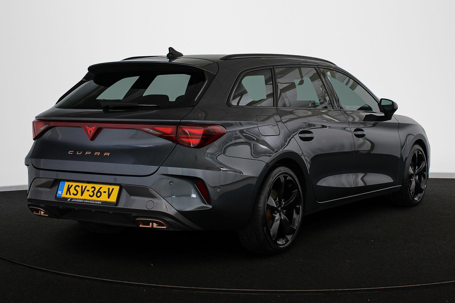 Cupra León