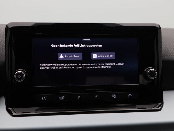 Apple Carplay/Android Auto