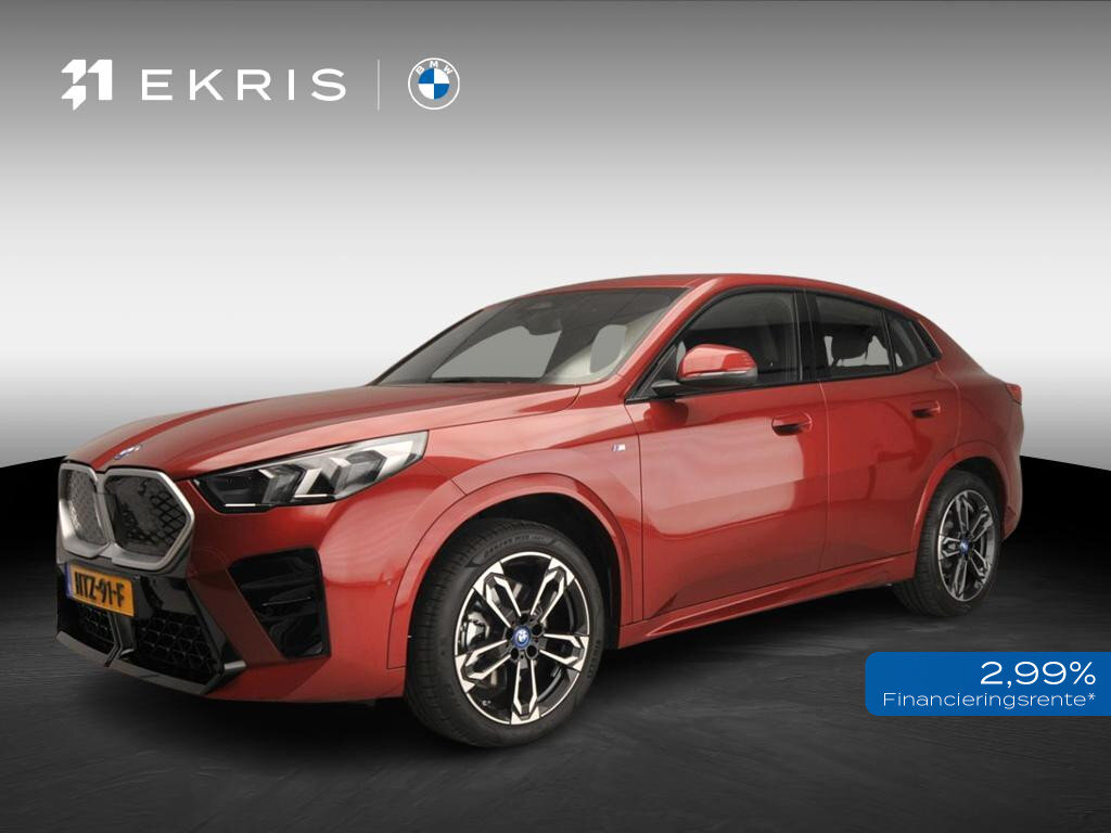 BMW iX2 xDrive30