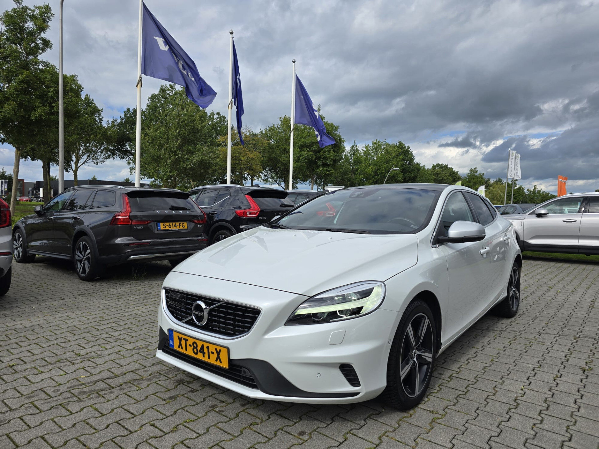 Volvo V40 T3 aut. Polar+ Sport - Afbeelding 4