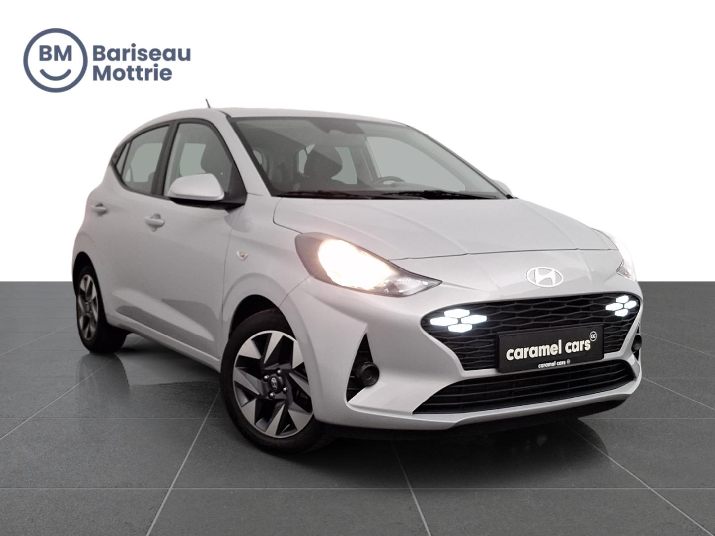 Hyundai i10 PREMIUM *CAMERA EN SENSOREN ACHTER*CARPLAY*DAB*GPS*