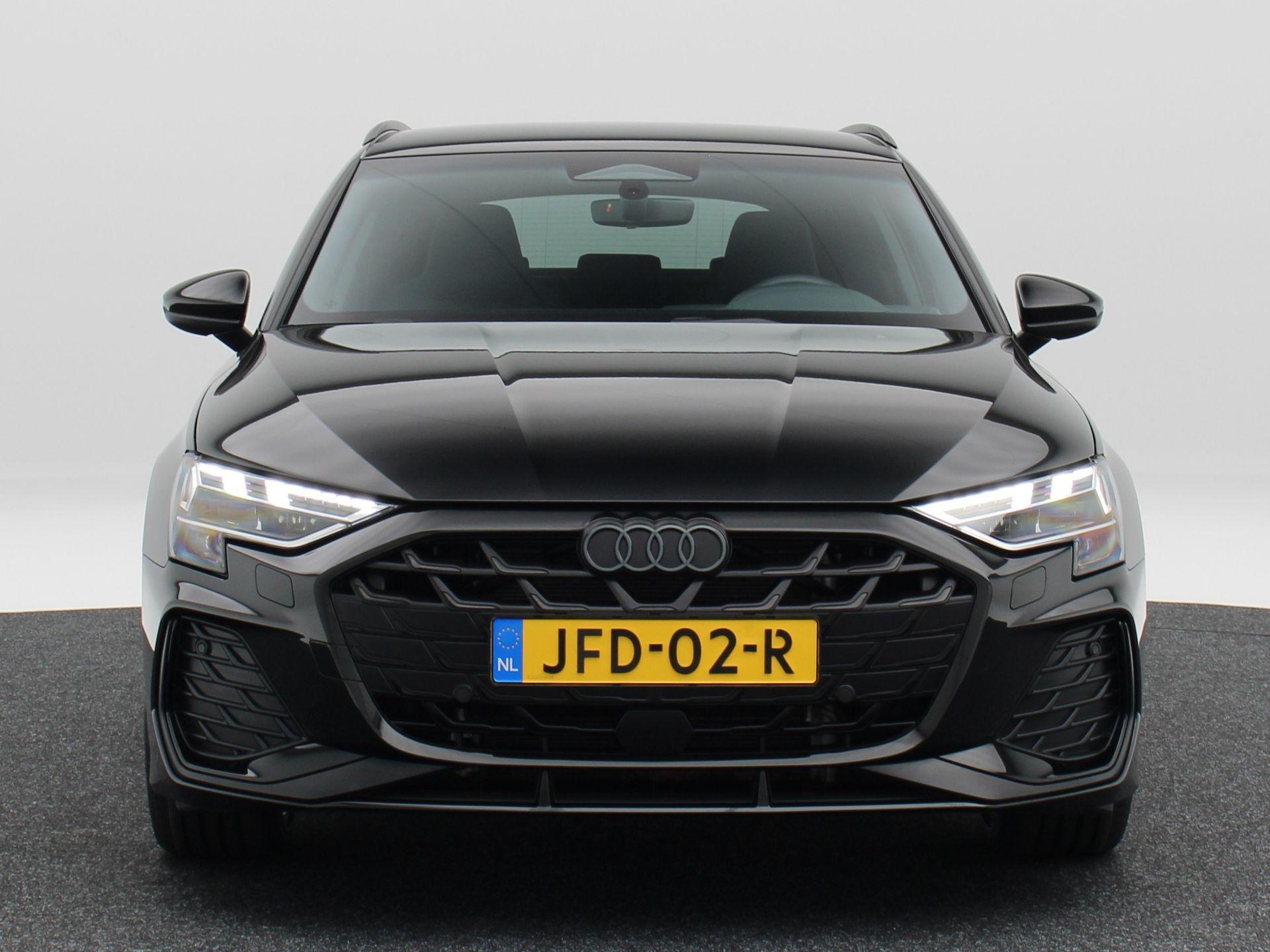 Audi A3 Sportback 45 TFSi 272 Pk e S-line Competition - Afbeelding 5
