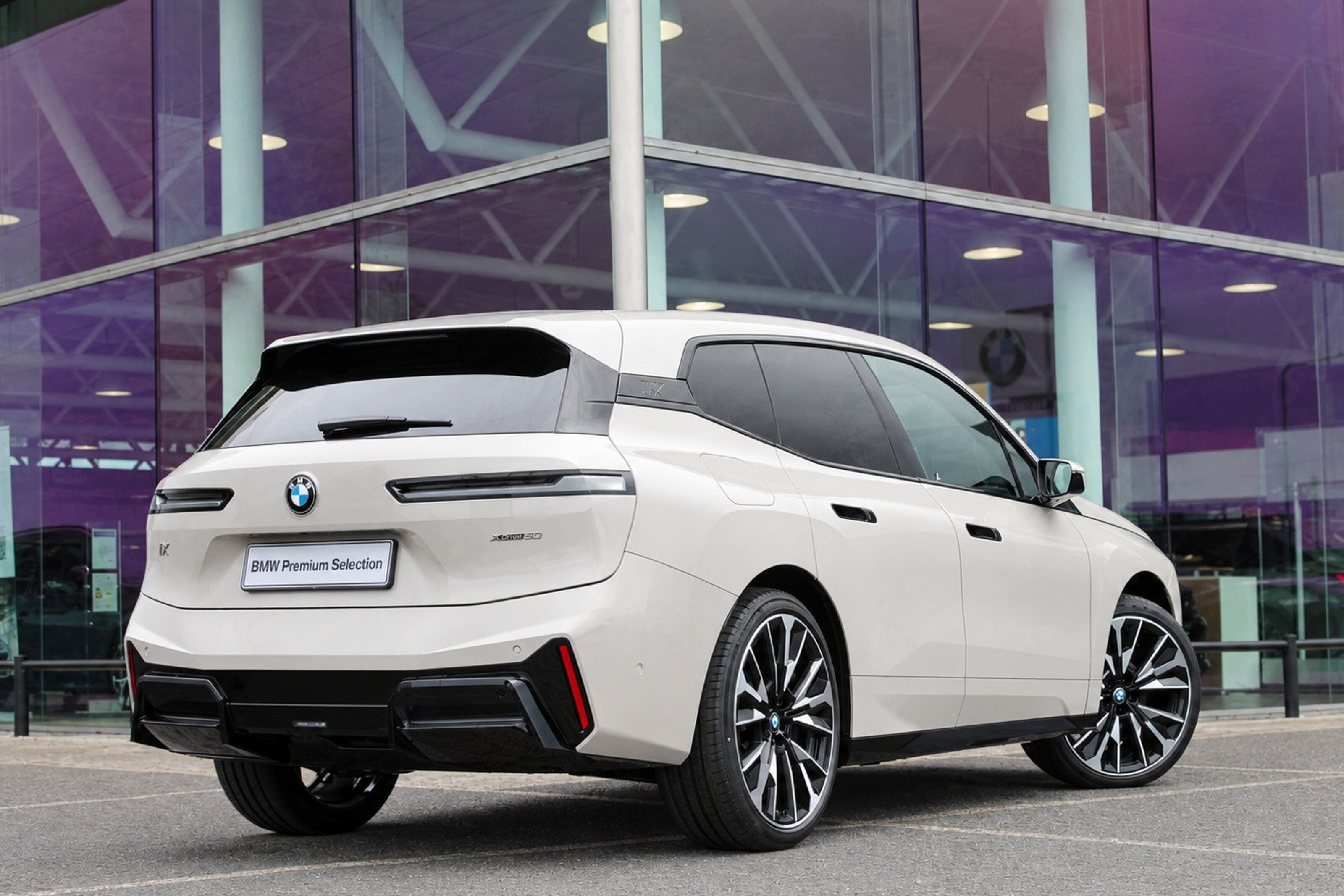 BMW iX xDrive60 M Sport