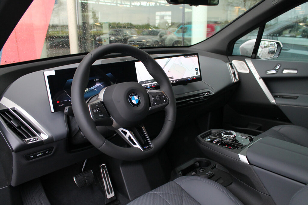 BMW iX 3