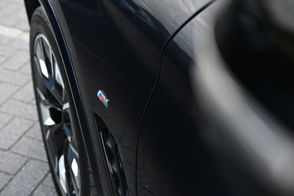 BMW iX3 32