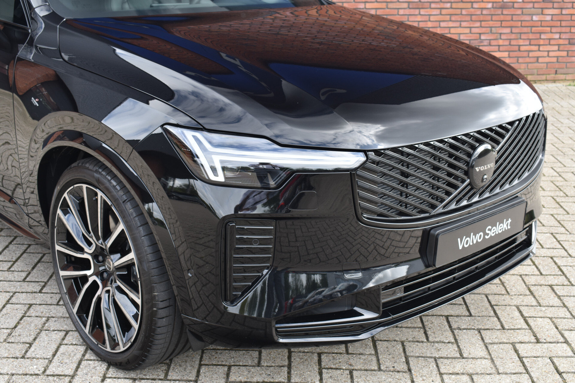 Volvo XC90 T8 408PK Plug-in Hybrid AWD Ultra Black Executive Edition - Afbeelding 2