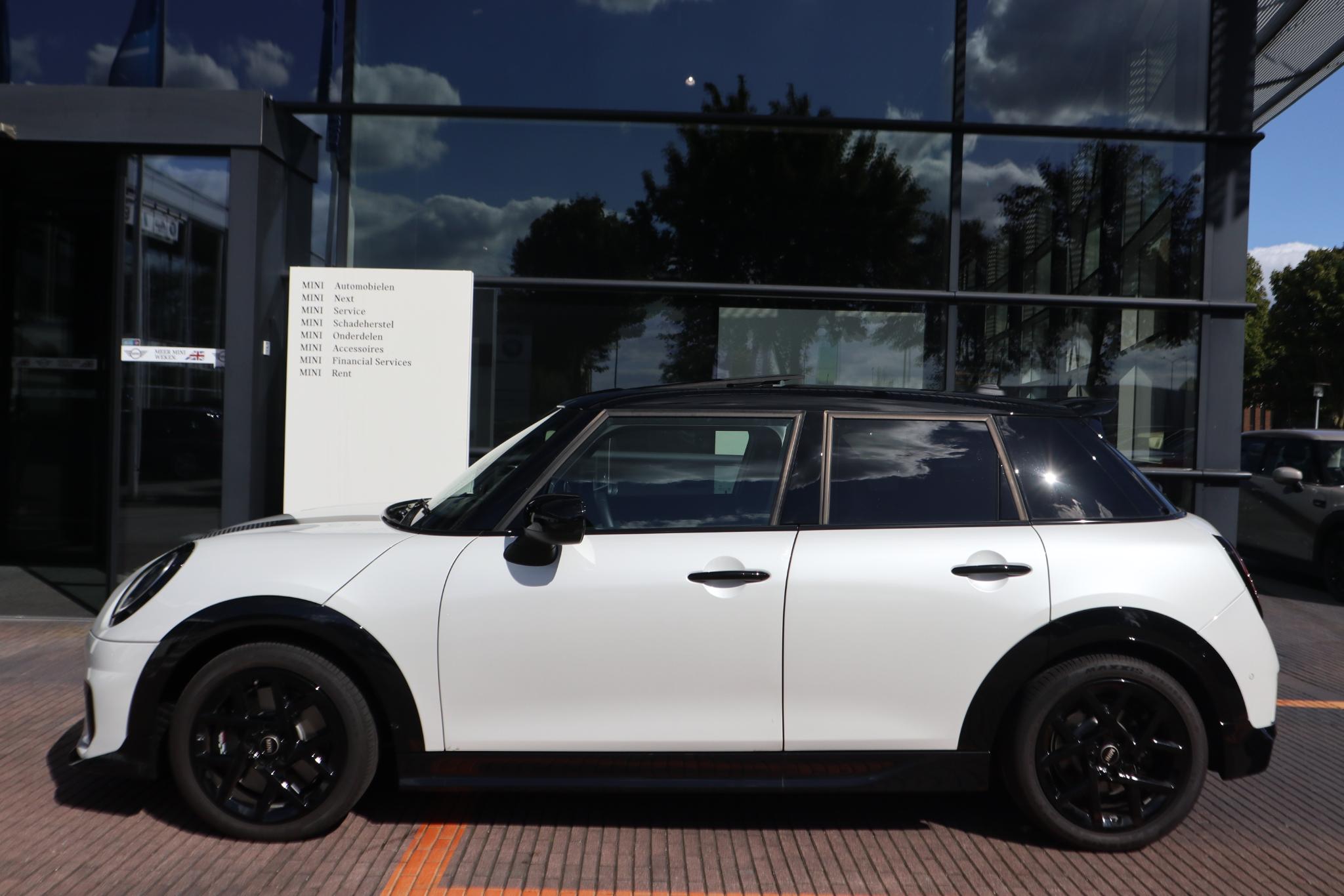 MINI 5-Deurs Cooper C - Afbeelding 3