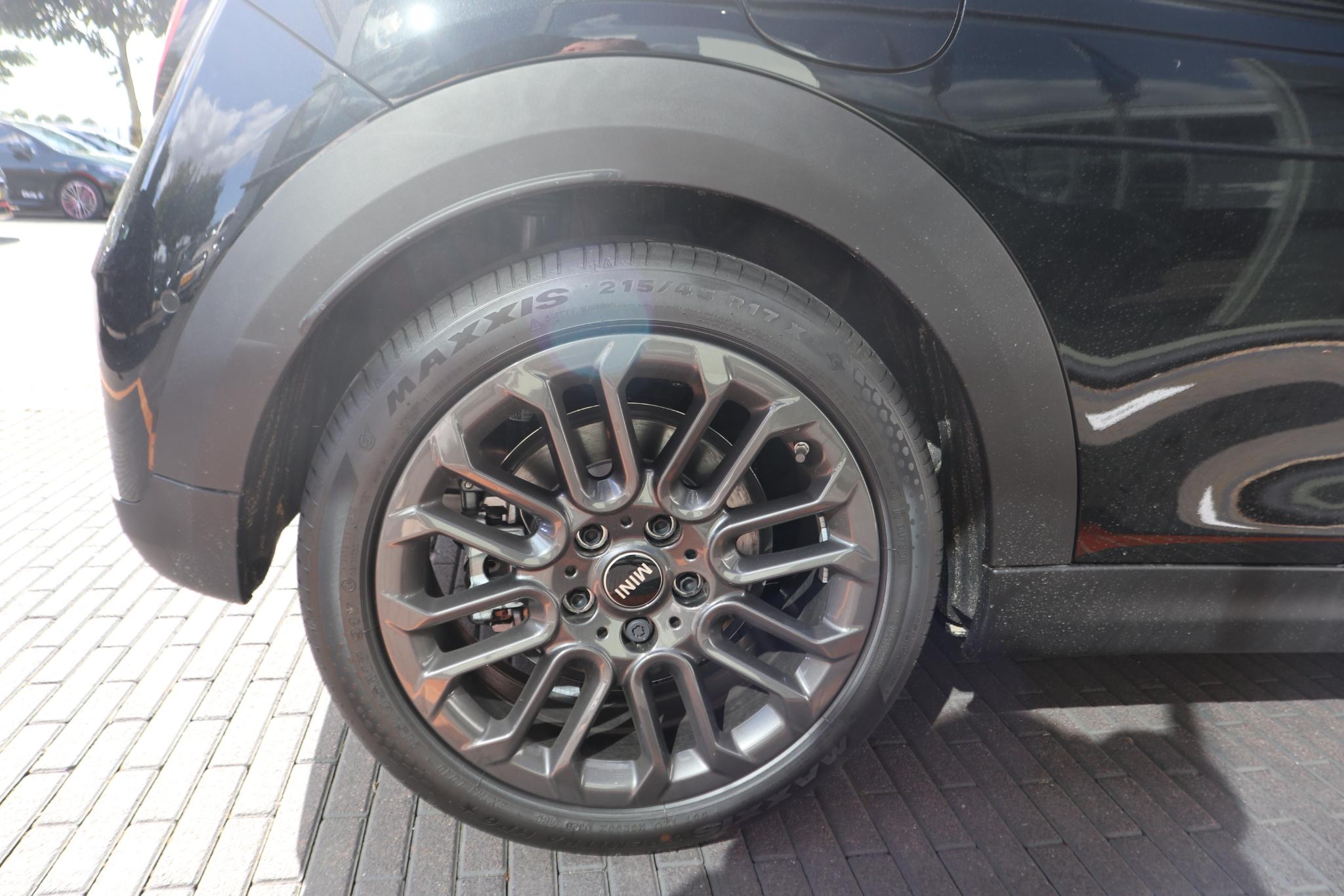 MINI 3-Deurs Cooper C - Afbeelding 4