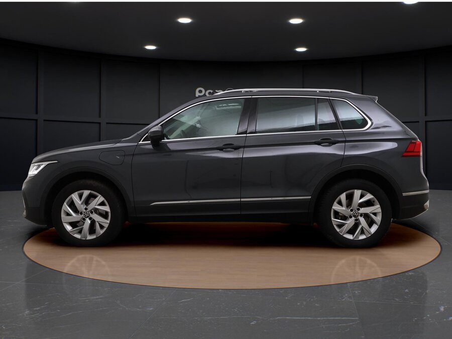 Volkswagen Tiguan 1.4 TSI eHybrid Elegance