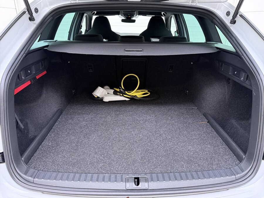 Škoda Octavia Combi 1.4 TSI iV PHEV Sportline