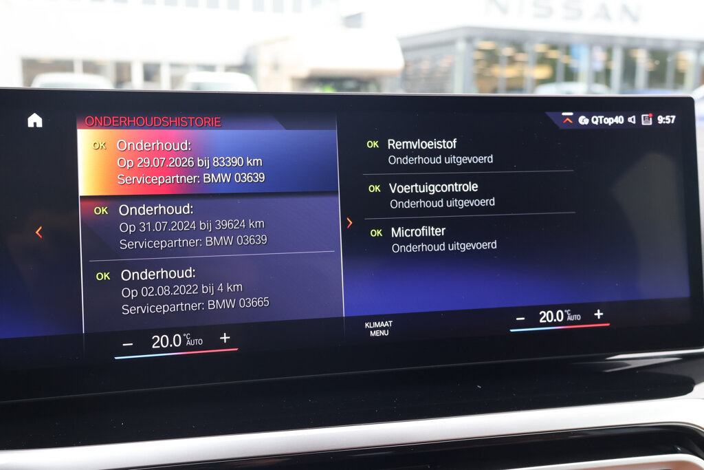 BMW i4 26