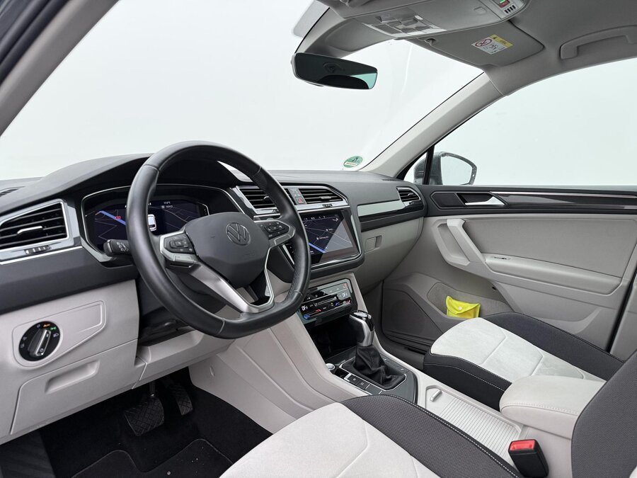Volkswagen Tiguan 1.4 TSI eHybrid Elegance