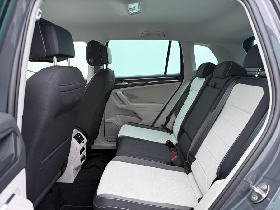 Volkswagen Tiguan 1.4 TSI eHybrid Elegance
