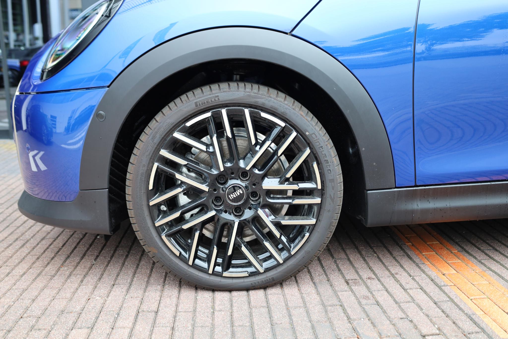 MINI 3-Deurs Cooper C - Afbeelding 4