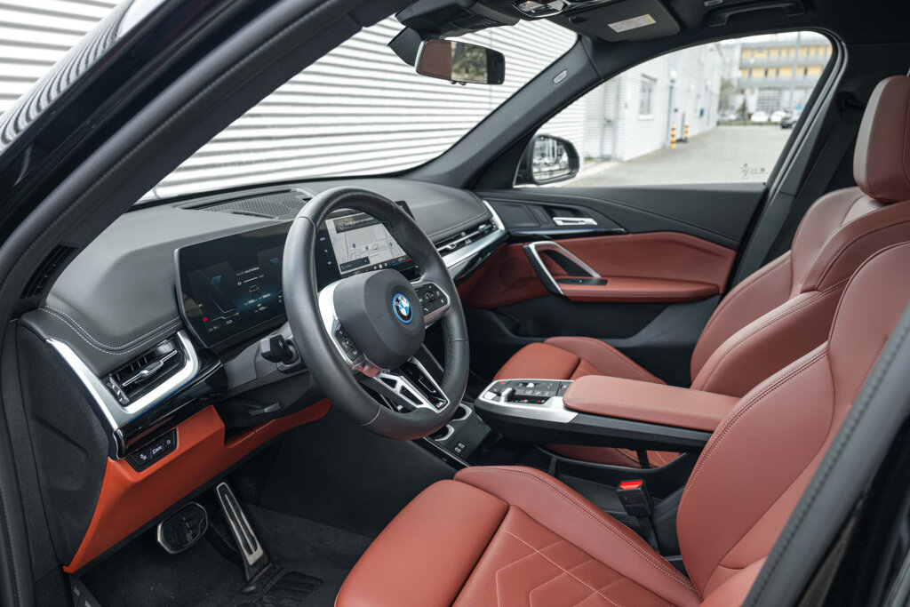 BMW iX1 24