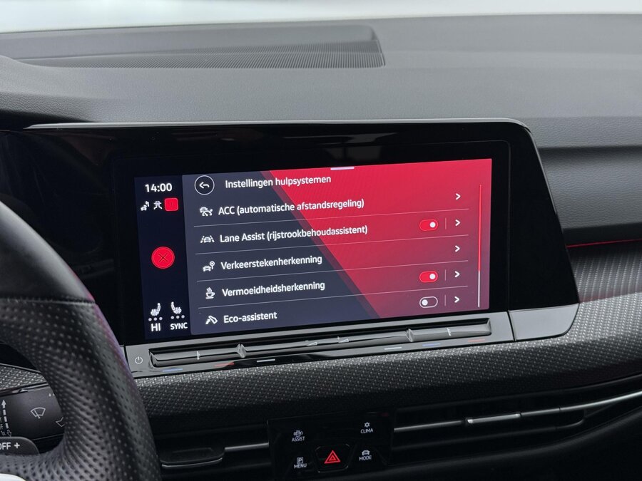 Volkswagen Golf 1.5 eTSI R-Line Business