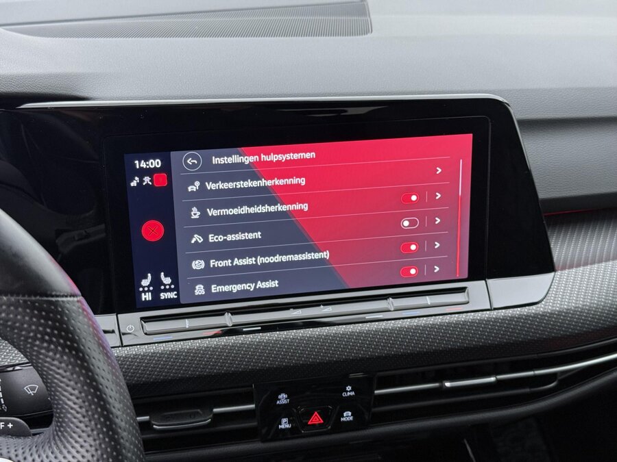 Volkswagen Golf 1.5 eTSI R-Line Business
