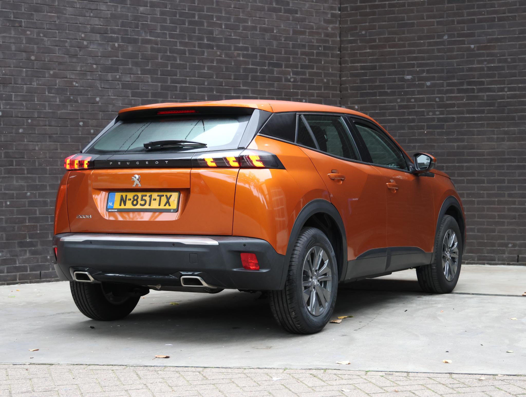 Peugeot 2008 SUV Active Pack 130pk Automaat - Afbeelding 3
