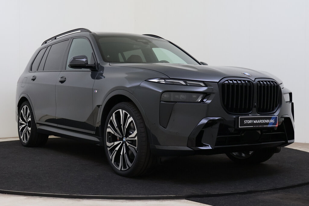 BMW X7 13