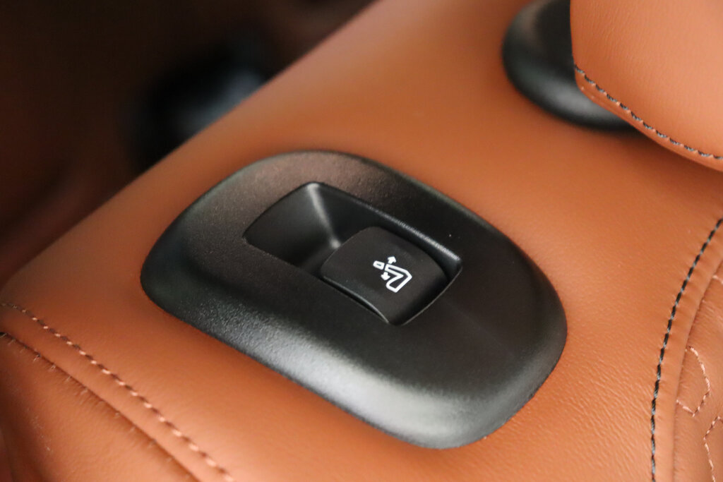 BMW X7 28