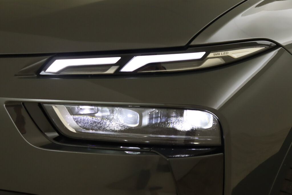 BMW X7 75