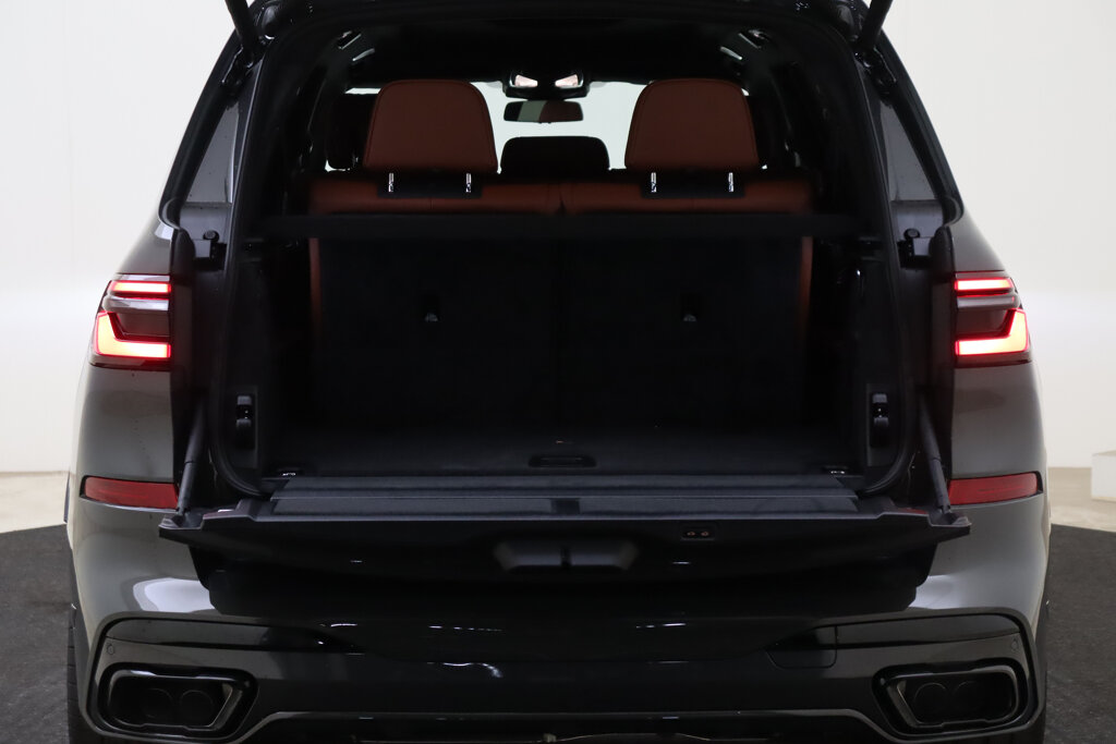 BMW X7 83