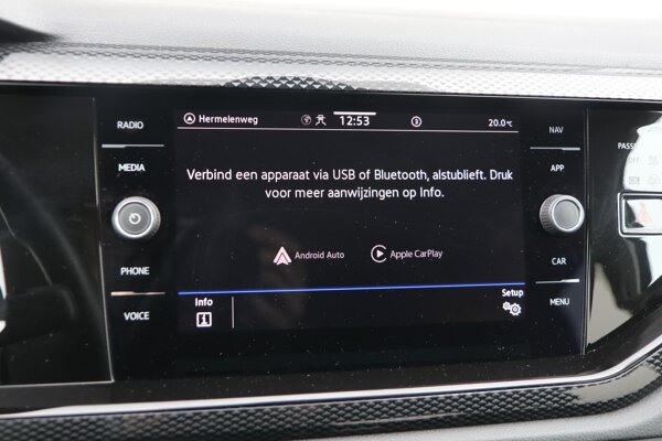Apple Carplay/Android Auto