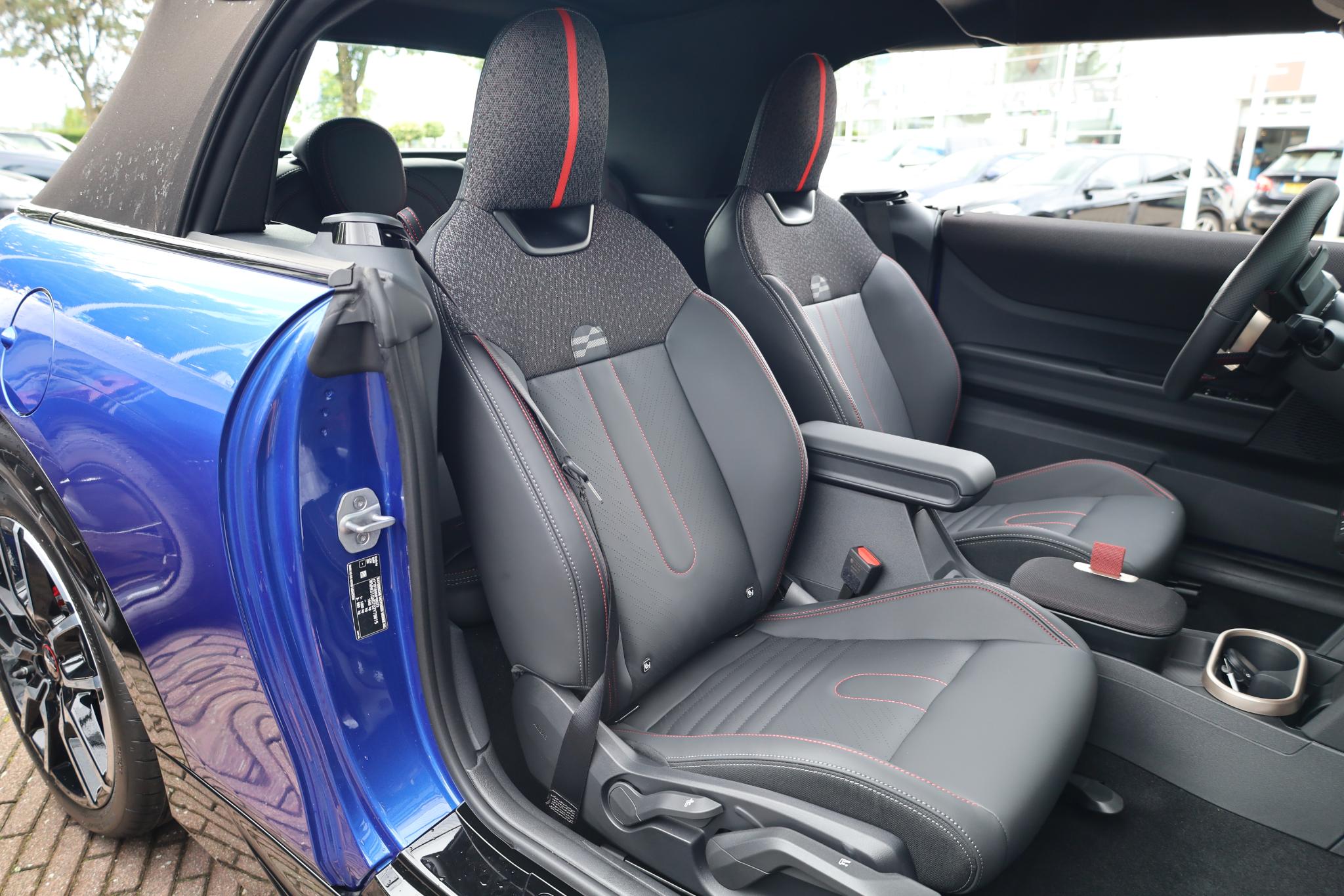 MINI Cabrio