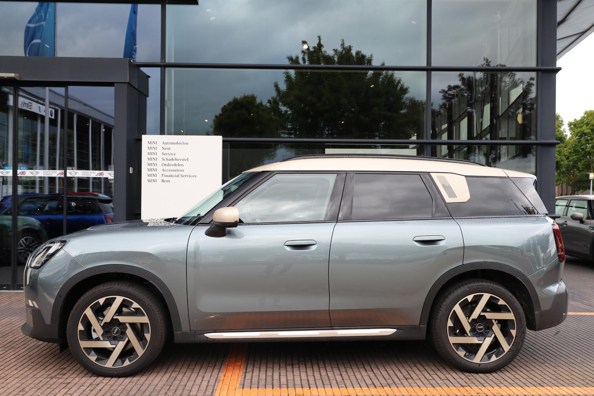 MINI Countryman 1.5 C Favoured - Afbeelding 2