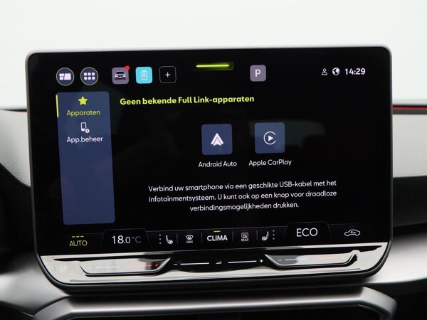 Apple Carplay/Android Auto Apple Carplay/Android Auto