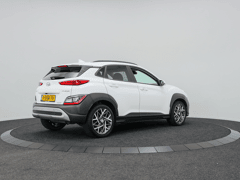 Hyundai Kona 1.6 GDI HEV Fashion | 18" velgen | Navigatie | Camera | Adaptief - Afbeelding 2
