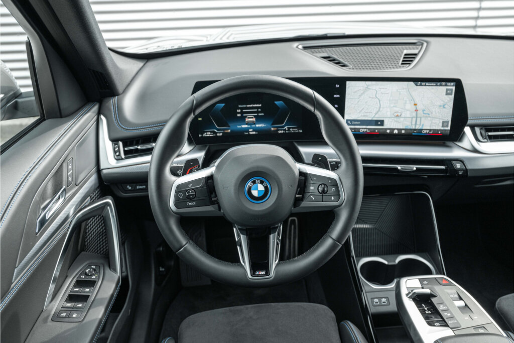 BMW X1 29