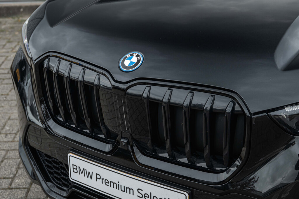 BMW X1 6