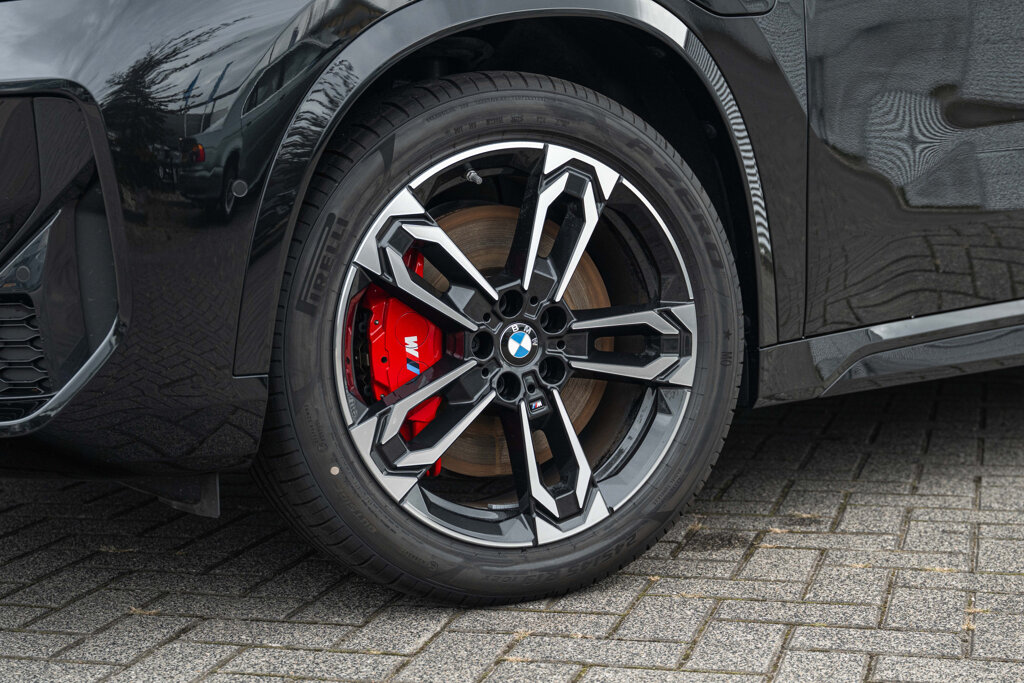 BMW X1 8