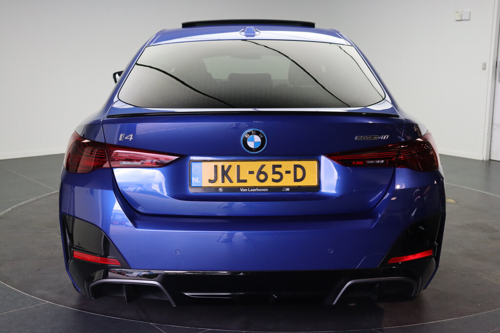 BMW i4 4