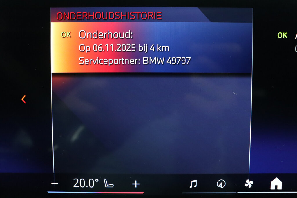 BMW i4 26