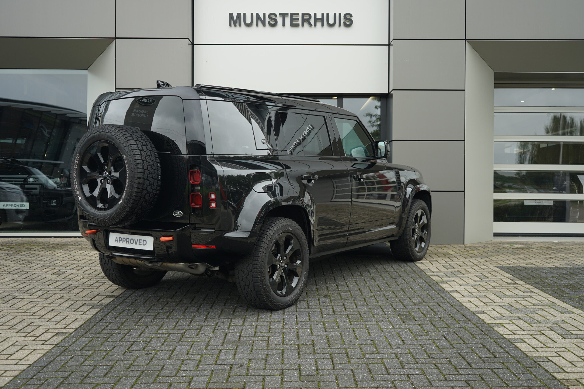 Land Rover Defender 110 2.0 P400e 110 XS Edition - Afbeelding 2