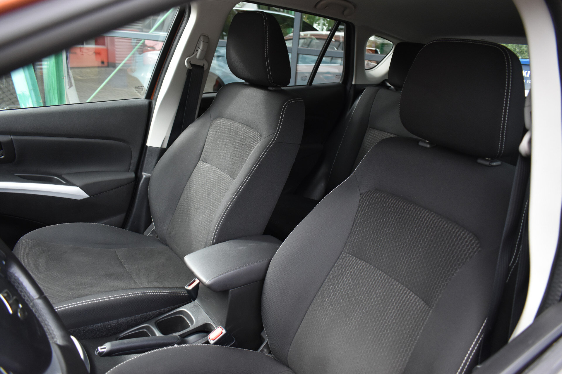 Suzuki S-Cross 1.0 Boosterjet Select Automaat 112pk - Afbeelding 2