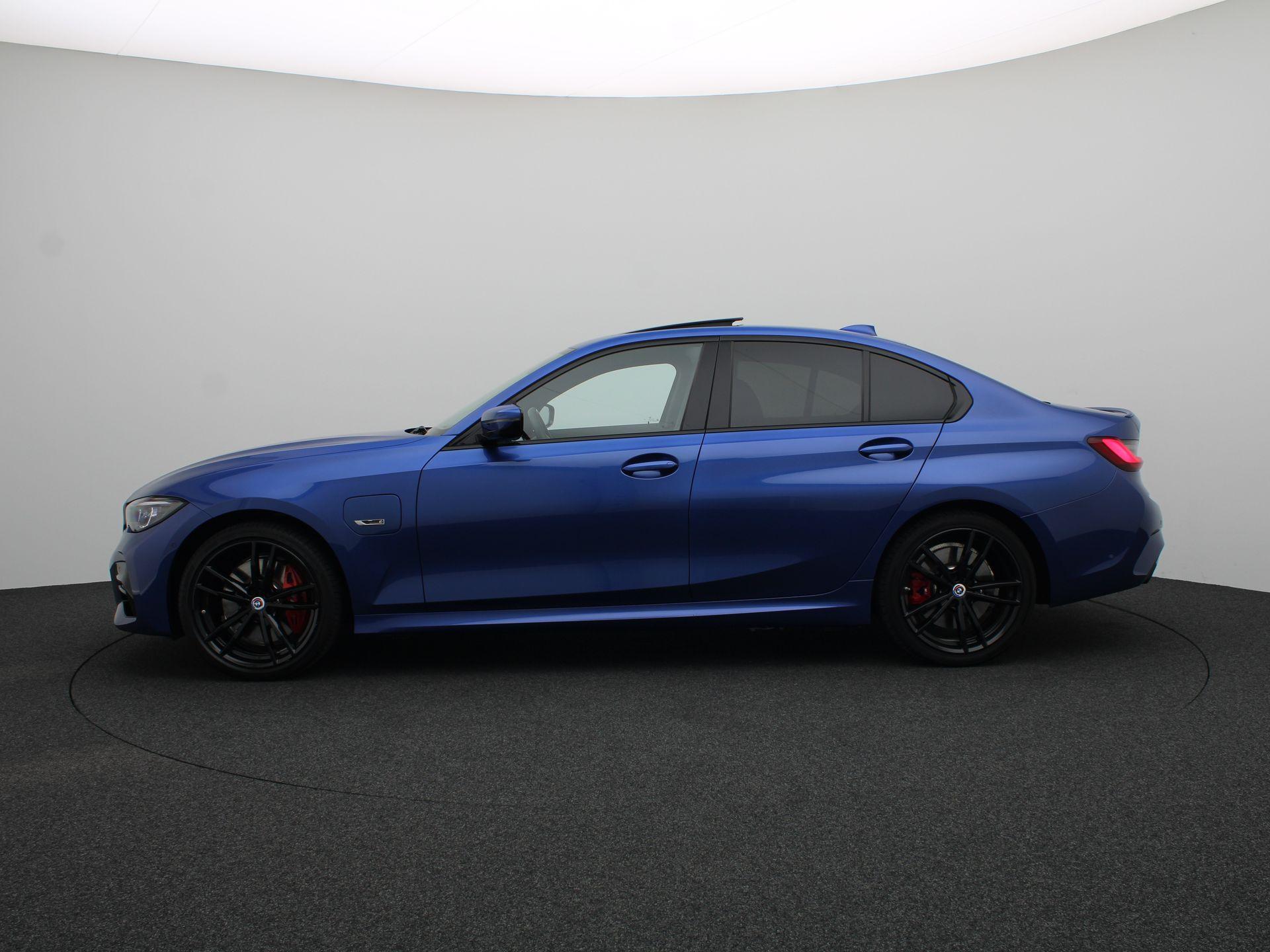 BMW 3 Serie Sedan 320e - Afbeelding 4