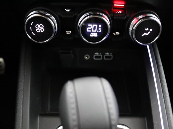 electronic climate controle electronic climate controle